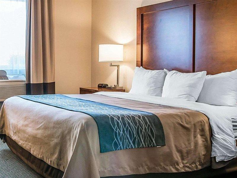 Bluffton Inn & Suites Ngoại thất bức ảnh